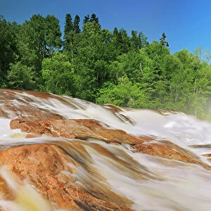 Chutes de la Riviere du Sault au Mouton (Waterfall on river) Longue-Rive Quebec, Canada