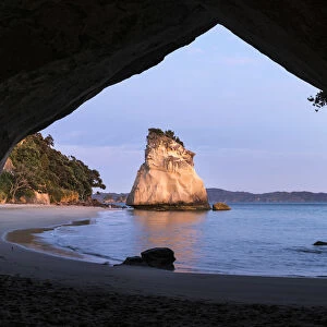 Te Hoho rock at Cathedral Cove. Hahei, Waikato region, North Island, New Zealand