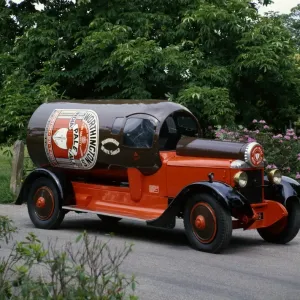 1927 Daimler Bottle van 1927 Daimler Bottle van