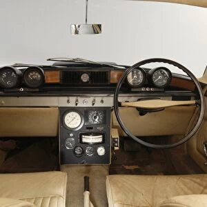 1961 Rover T4 gas turbine car interior