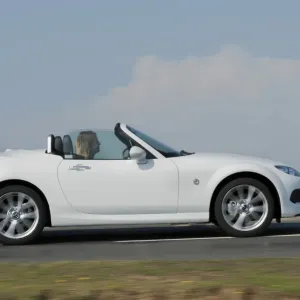 2014 Mazda MX5 Roadster Coupe