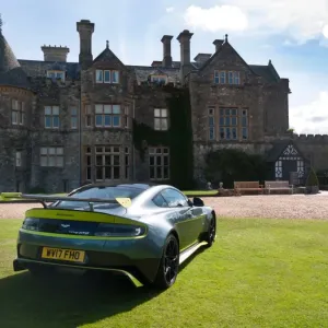2017 Aston Martin Vantage GT8 2017 Aston Martin Vantage GT8