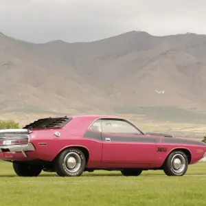 Dodge Challenger Dodge Challenger