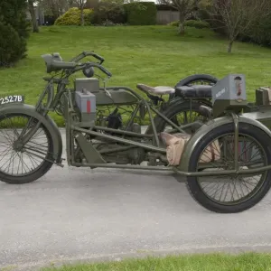 E01527 1917 Vickers Clyno Combination