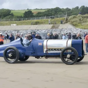 Sunbeam 350 hp driven by Ian Satnfield, National Motor Museum Chief engineer at Pendine