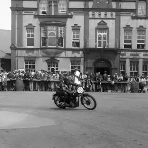 Velocette, rider Goldberg Isle Of Man TT 1936 Velocette, rider Goldberg Isle Of Man TT 1936