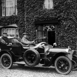 Wolseley 24-30hp with Turner the chauffeur 1914 Wolseley 24-30hp with Turner the chauffeur 1914