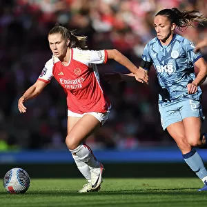 Arsenal vs Aston Villa: Women's Super League Clash at Emirates Stadium (2023-24)