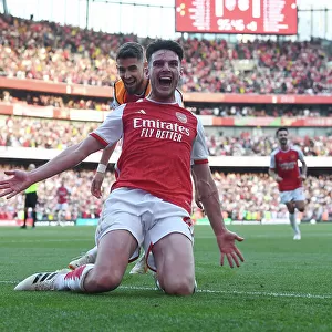 Arsenal's Comeback: Rice Scores the Second in a Thrilling 2-1 Victory over Manchester United (2023-24)