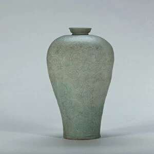 Celadon Maebyong from the Goryeo Dynasty (glazed ceramic)