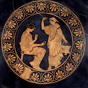Greek art: gynecee scene on attic vase with red figures of the wedding painter