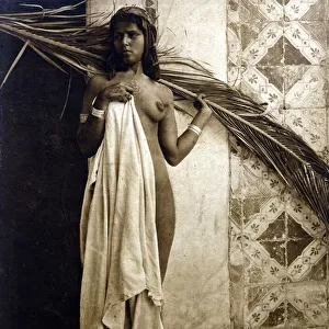 Young Berber woman posing naked. Photography around 1890