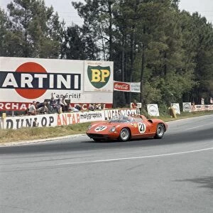1963 Le Mans 24 Hours: Ludovico Scarfiotti / Lorenzo Bandini, 1st position, action