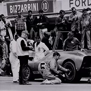 1966 Le Mans 24 hours. Le Mans, France. 17-18 June 1966. Ronnie Bucknum/Dick Hutcherson (Ford GT40 Mk2), 3rd position. World Copyright: LAT Photographic