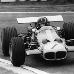 1969 European Formula Two Championship: Graham Hill, retired, action