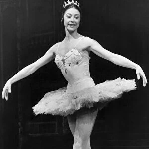 Margot Fonteyn dancing in ballet Cinderella - December 1958 22 / 12 / 1958