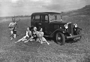 <b class=qtipBold><figcaption>1932 Standard Little 9.</figcaption></b><br>1932 Standard Little 9. Enjoying the Summer Sun on Jersey, Channel Islands.<br><em>© from National Motor Museum</em> 1932 Standard Little 9.