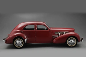 Images Dated 2007 August: 1937 Cord Westchester Sedan