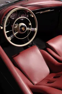 Images Dated 2005 June: 1956 Porsche spyder