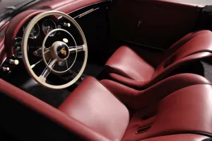 Images Dated 2005 June: 1956 Porsche spyder
