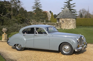 Grey Prints: 1959 Jaguar MK9