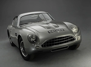 Aston Martin DB4