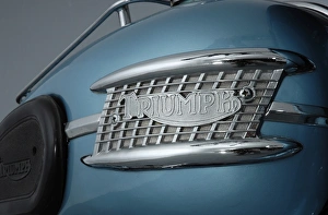 1962 Triumph 3TA tank badge detail