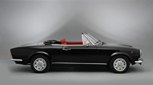 Images Dated 2008 March: 1974 Fiat 124 Spyder