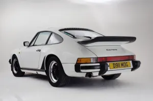 Images Dated 2010 February: 1987 Porsche 911