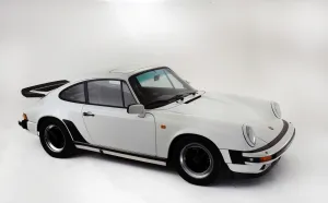 Images Dated 2010 February: 1987 Porsche 911