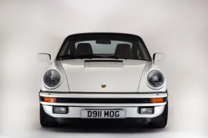 Images Dated 2010 February: 1987 Porsche 911