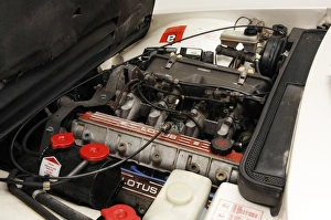 Images Dated 2010: 1989 Lotus Excel Engine
