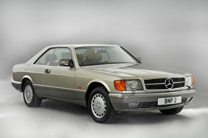 Images Dated 15th August 2008: 1990 Mercedes Benz 500 SEC