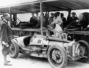 1st British GP at Brooklands 1926. A7932