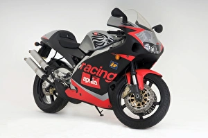 Images Dated 2009 September: 2001 Aprilia RS250
