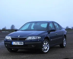 Images Dated 2011: 2001 Renault Laguna