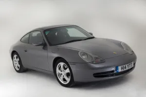 Images Dated 2009 October: 2002 Porsche 996
