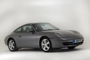 Images Dated 2009 October: 2002 Porsche 996