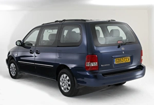 Images Dated 2011: 2003 Kia Sedona