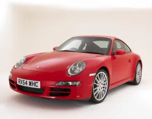 Images Dated 2011 November: 2004 Porsche 911