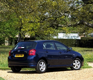 Images Dated 2011: 2004 Toyota Corolla