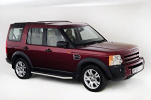 Images Dated 2013: 2005 Land Rover Discovery 3