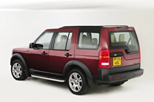 Images Dated 2013 May: 2005 Land Rover Discovery 3