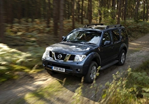 Images Dated 2005 September: 2005 Nissan Pathfinder