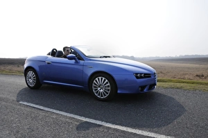 Images Dated 2008 April: 2006 Alfa Romeo Spyder