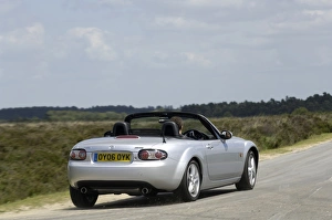 Editor's Picks: 2006 Mazda MX5