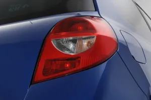 French Prints: 2007 Renault Clio light cluster
