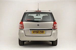 Images Dated 2010: 2008 Vauxhall Zafira