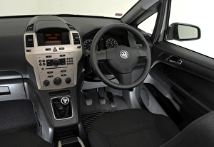 Images Dated 2010 March: 2008 Vauxhall Zafira
