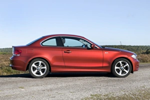 Images Dated 2010 October: 2009 BMW 123d